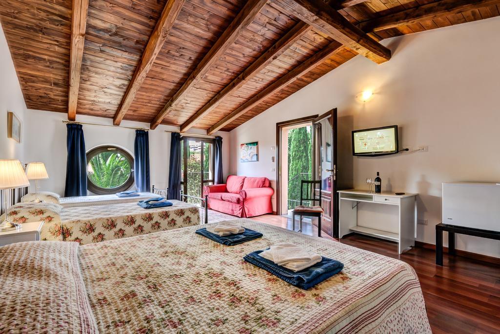 Relais Villaggio Azzurro Roma Oda fotoğraf